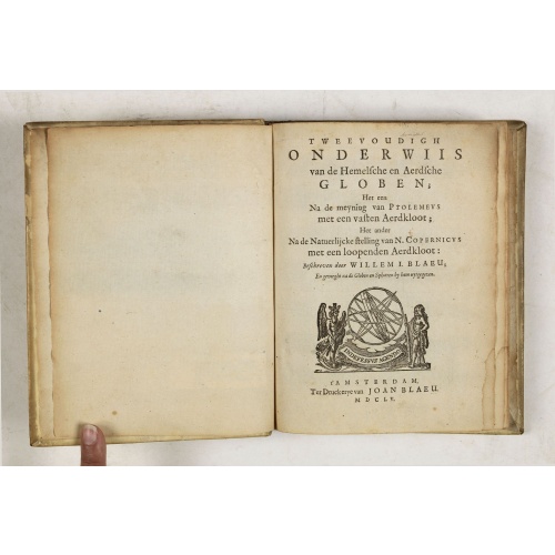 Tweevoudigh onderwiis van de Hemelsche en Aerdsche Globen; Het een Na de meyning van Ptolemeus met een vasten Aerdkloot...